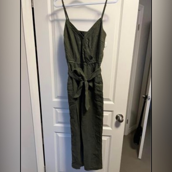 NWT Abercrombie jumpsuit - Picture 6 of 8